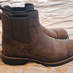Chaco slip-on boots - weatherproof brown leather